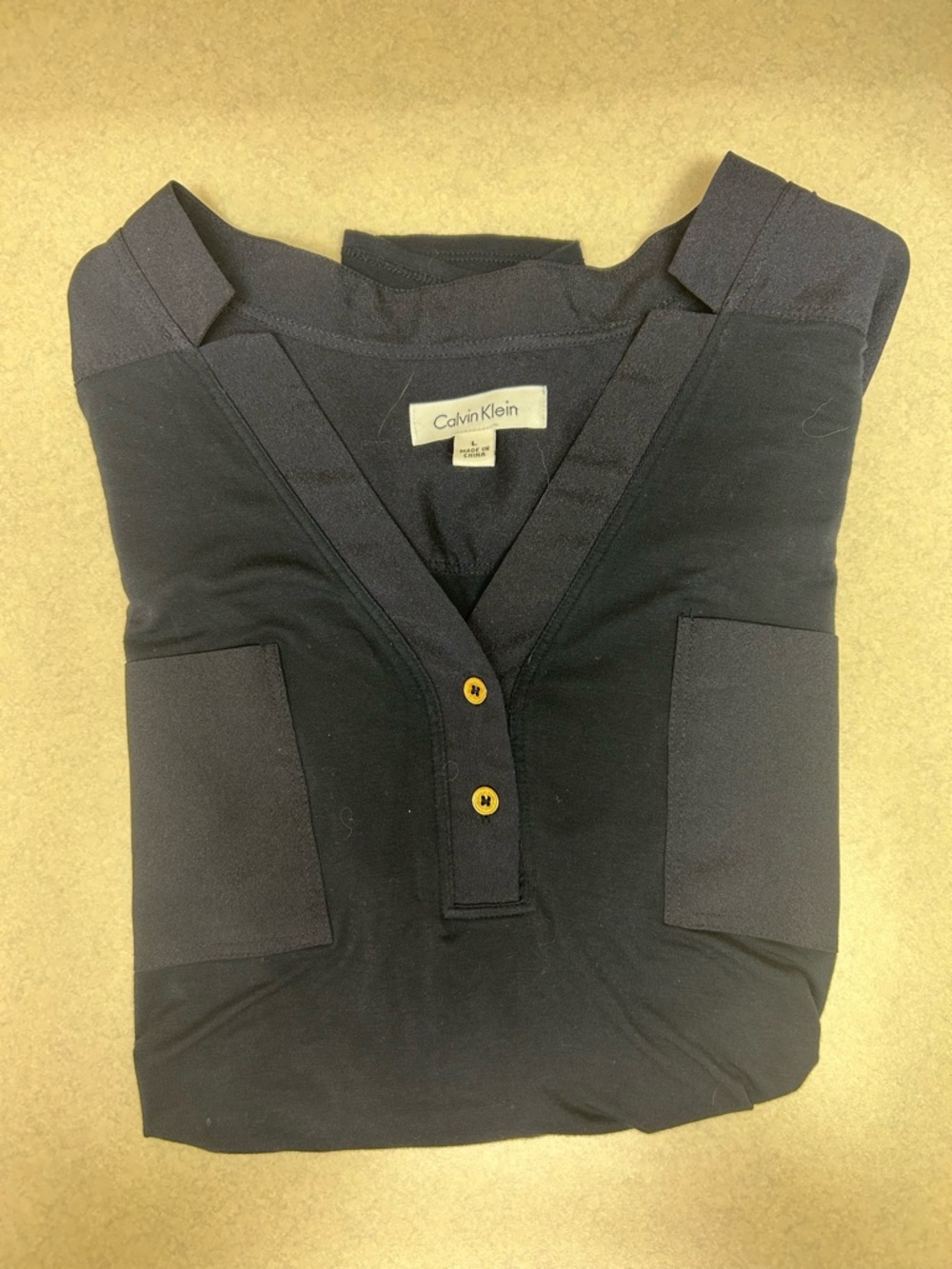 Calvin Klein Navy V-Neck Sleeveless Shirt Size Large